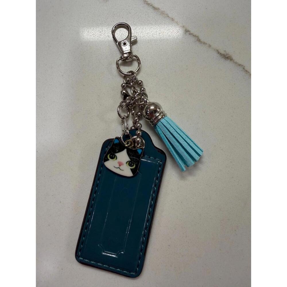 Large Coach Hangtag with Cat homemade charm